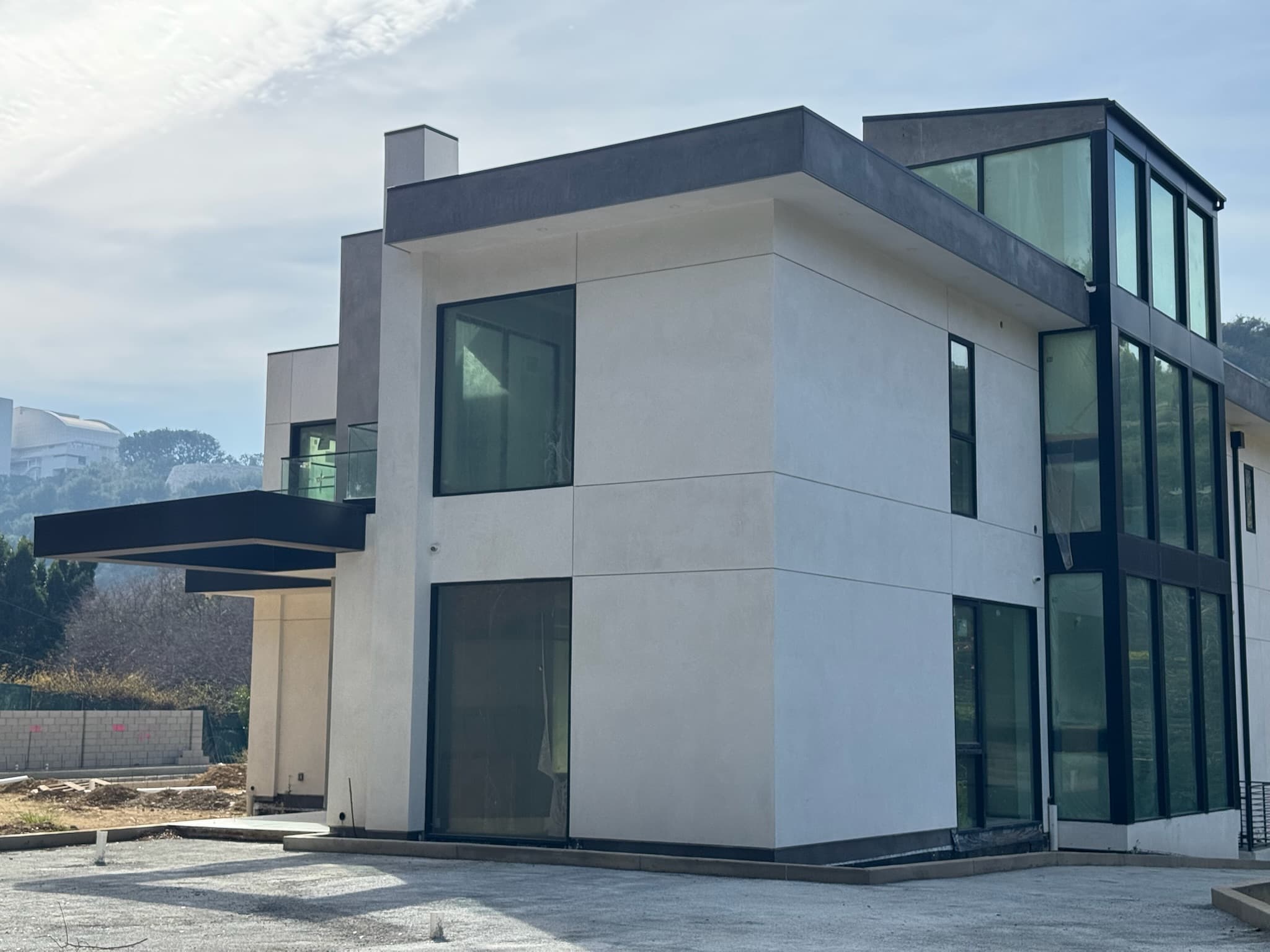 Beverly Hills Acanto PL custom home, on-site photograph 10