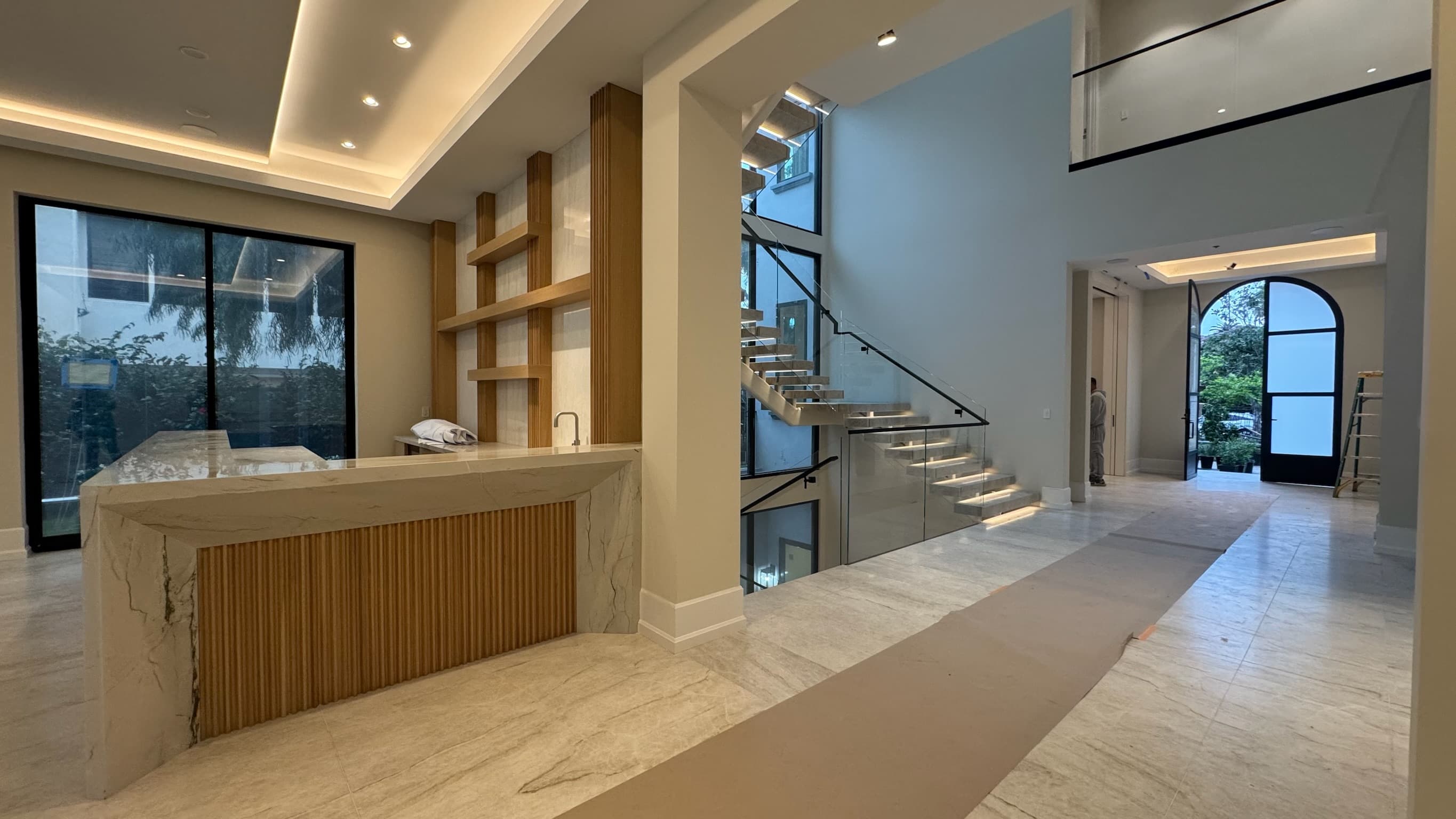 Beverly Hills Camden Dr custom home, on-site photograph 3