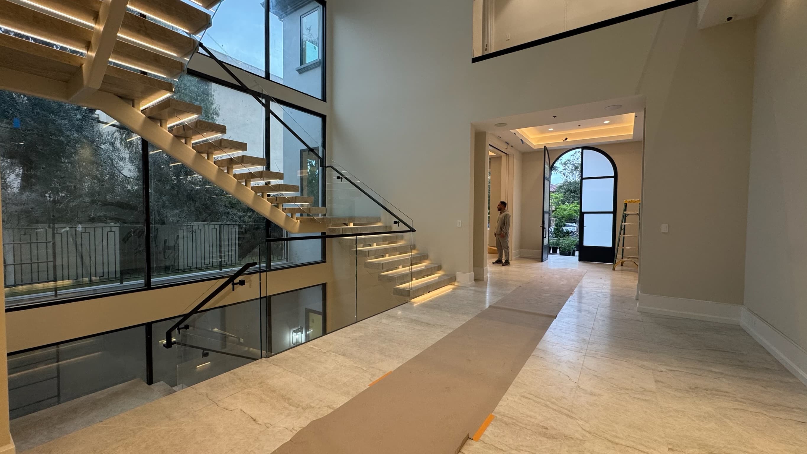 Beverly Hills Camden Dr custom home, on-site photograph 4
