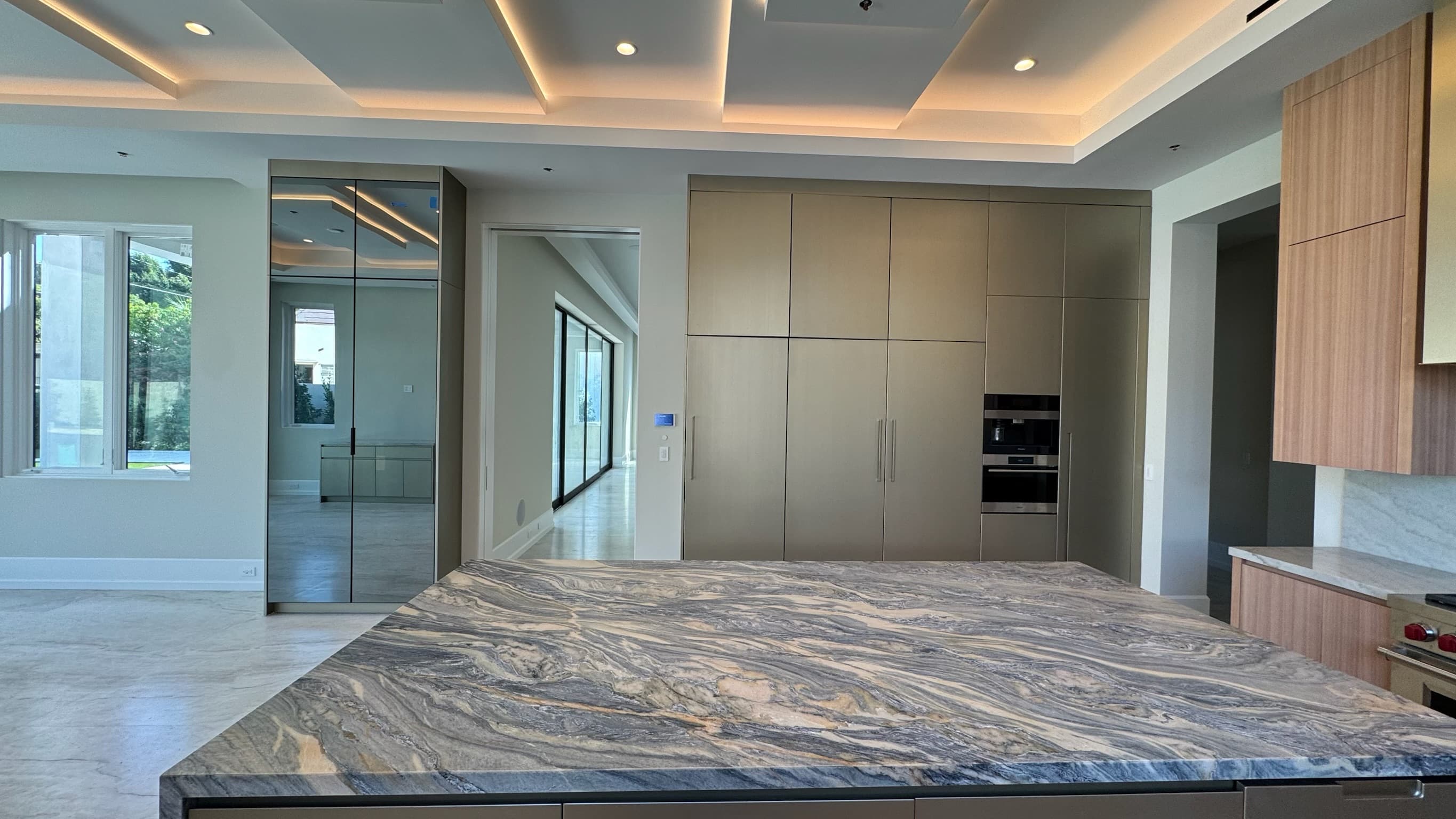 Beverly Hills Camden Dr custom home, on-site photograph 12
