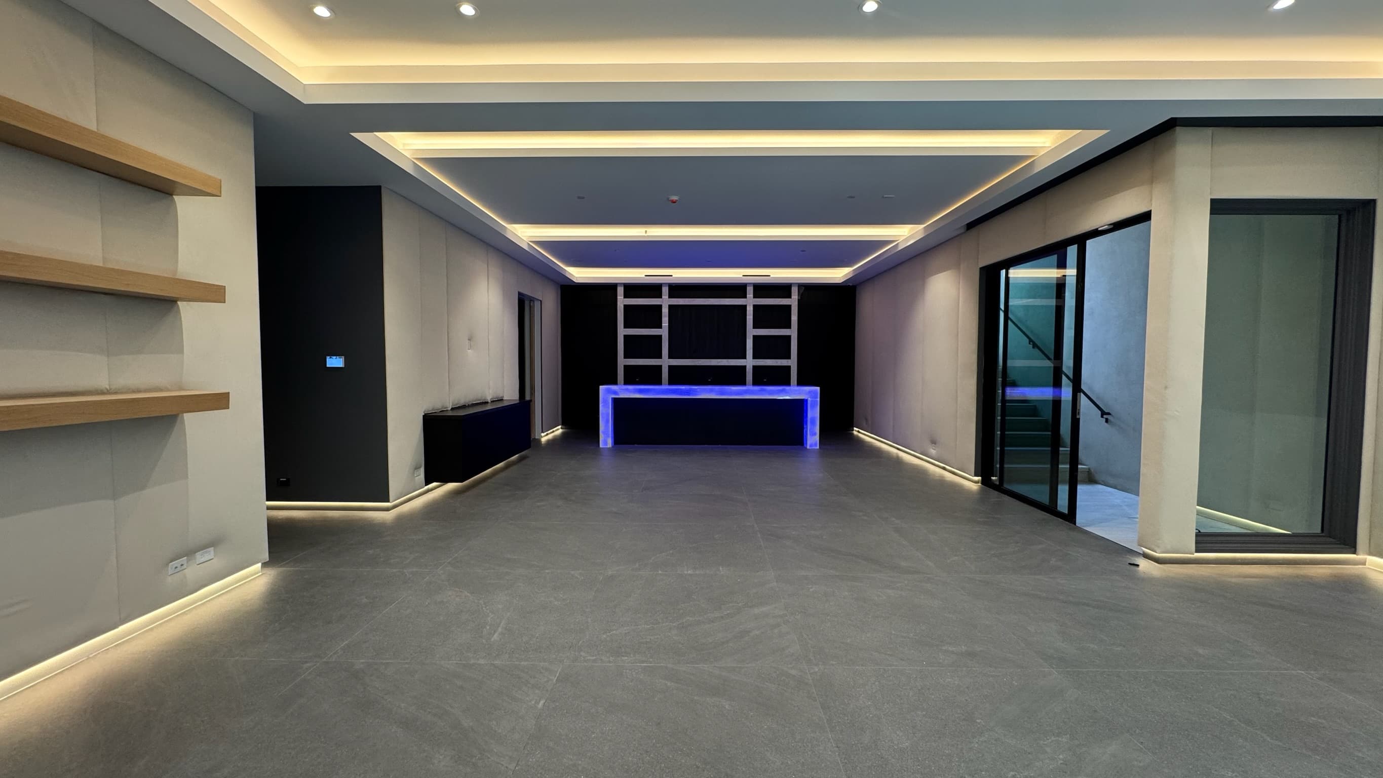 Beverly Hills Camden Dr custom home, on-site photograph 42