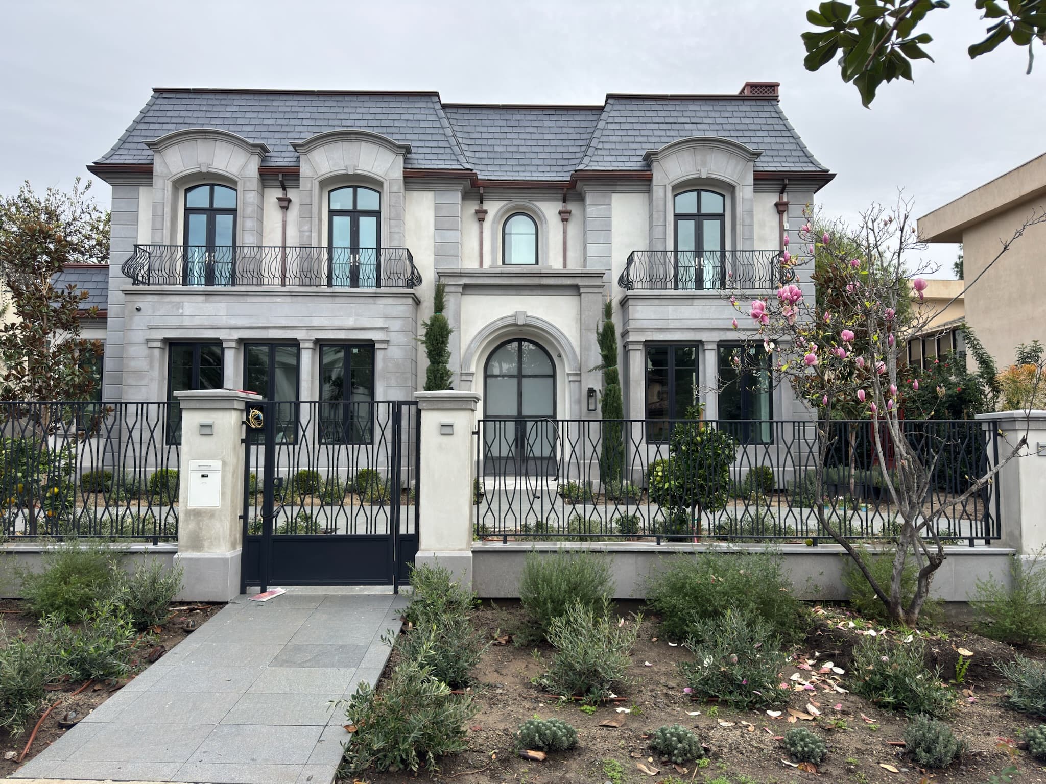 Beverly Hills Camden Dr custom home, on-site photograph 47