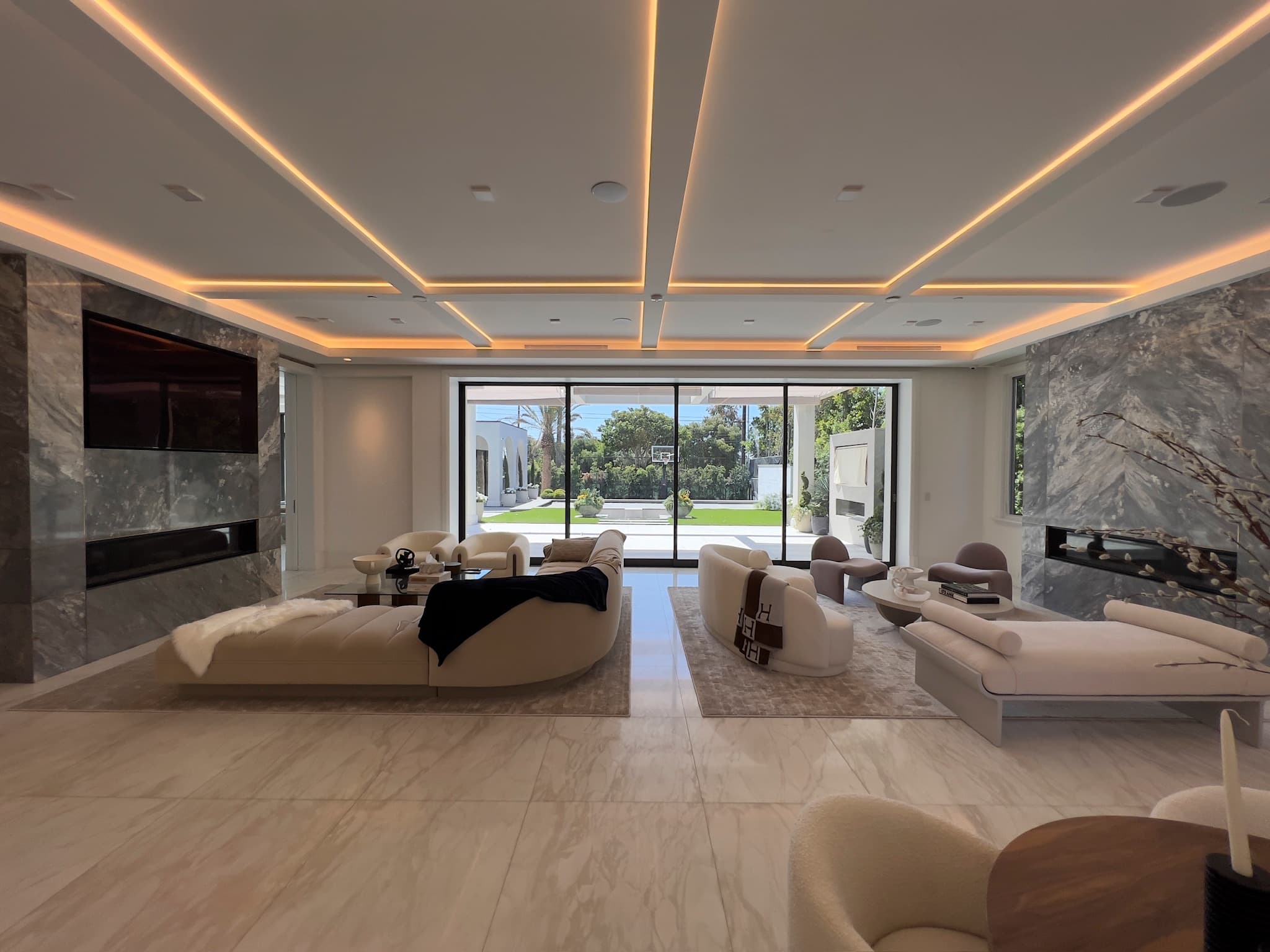 Los Angeles Helena St custom home, on-site photograph 7