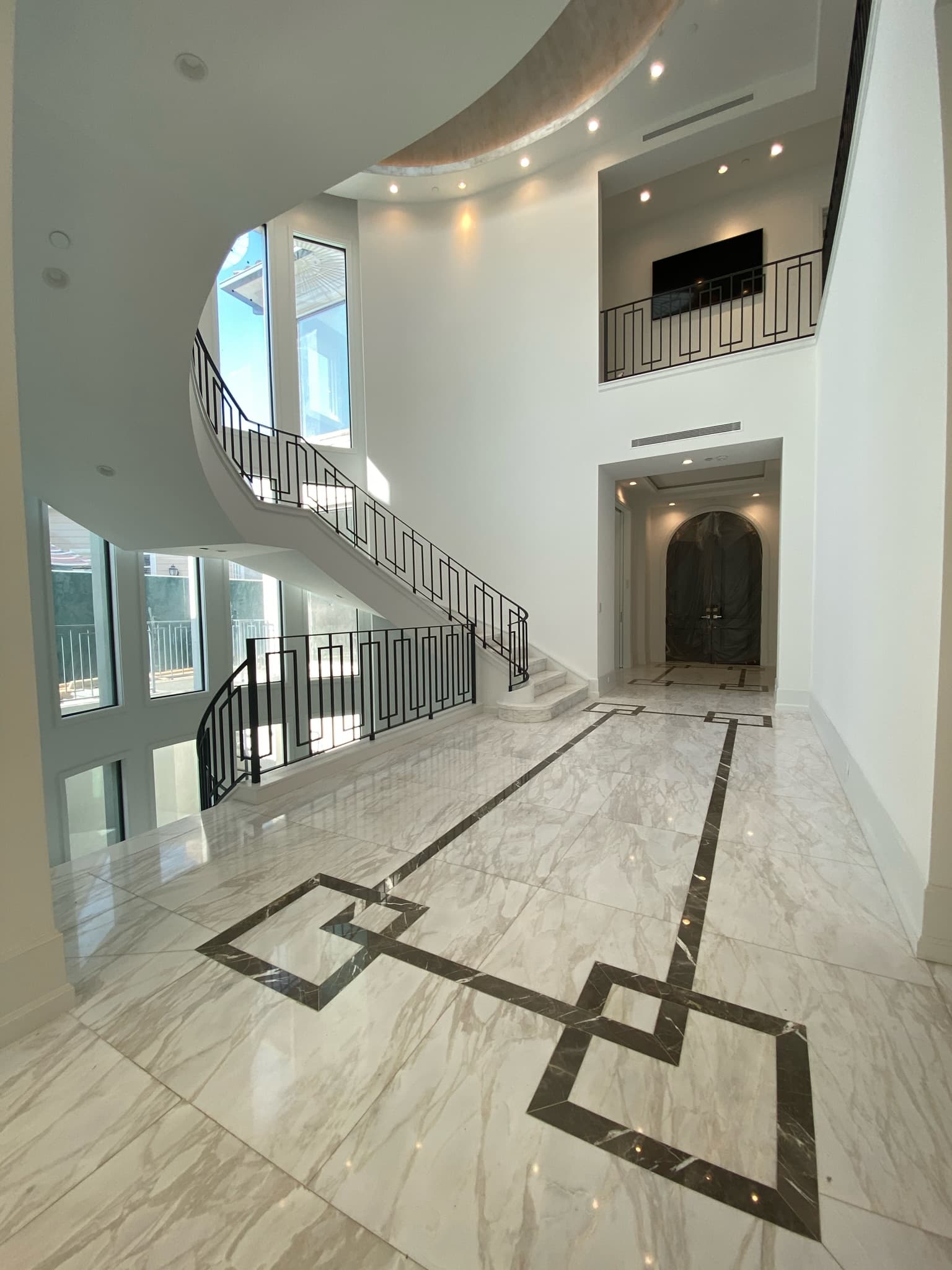 Los Angeles Helena St custom home, on-site photograph 23