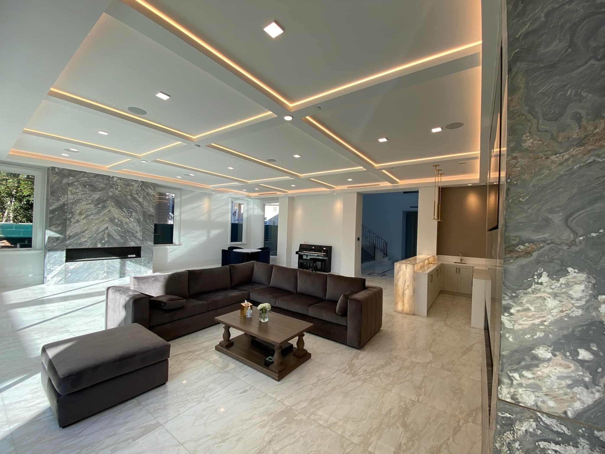 Los Angeles Helena St custom home, on-site photograph 25