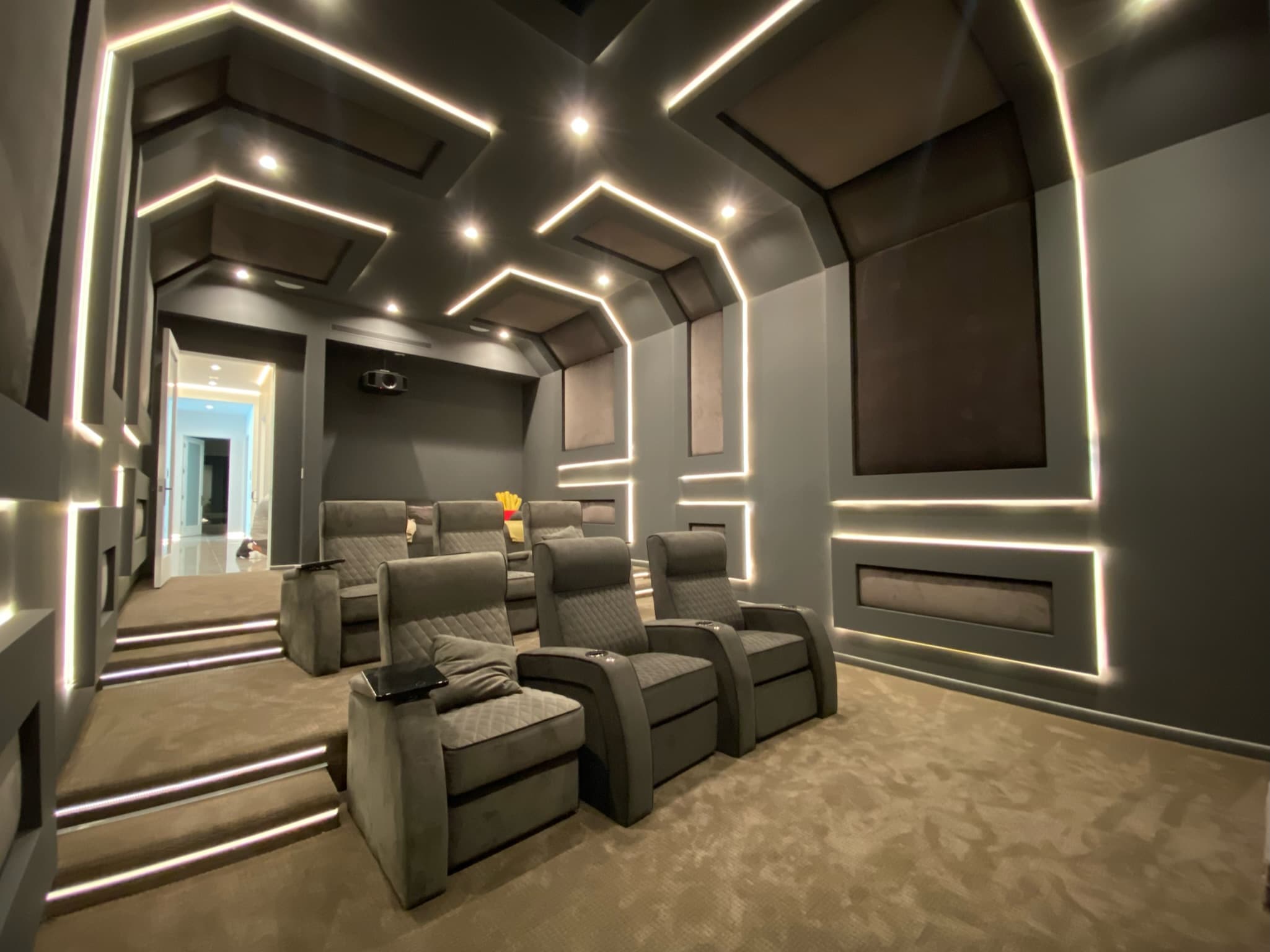 Los Angeles Helena St custom home, on-site photograph 35