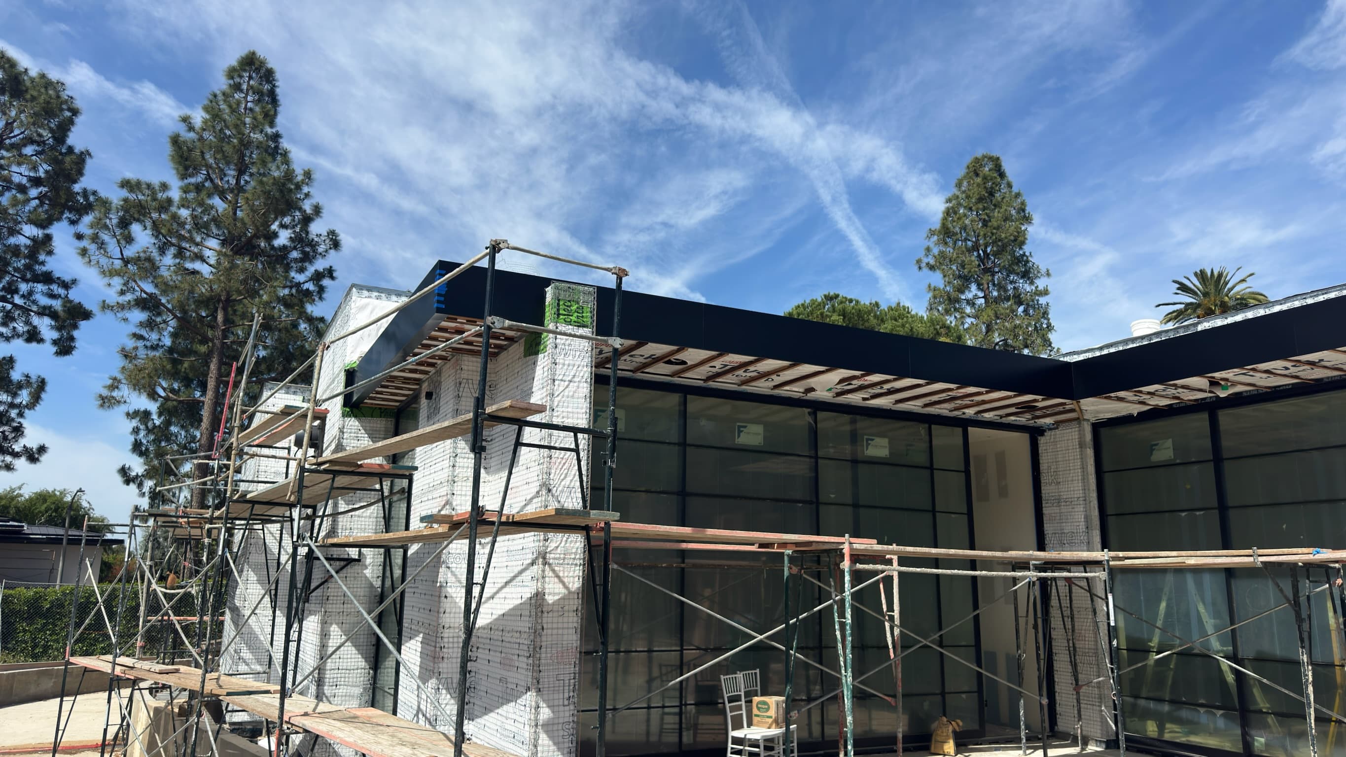 Brentwood Alpine DR custom home, on-site photograph 9