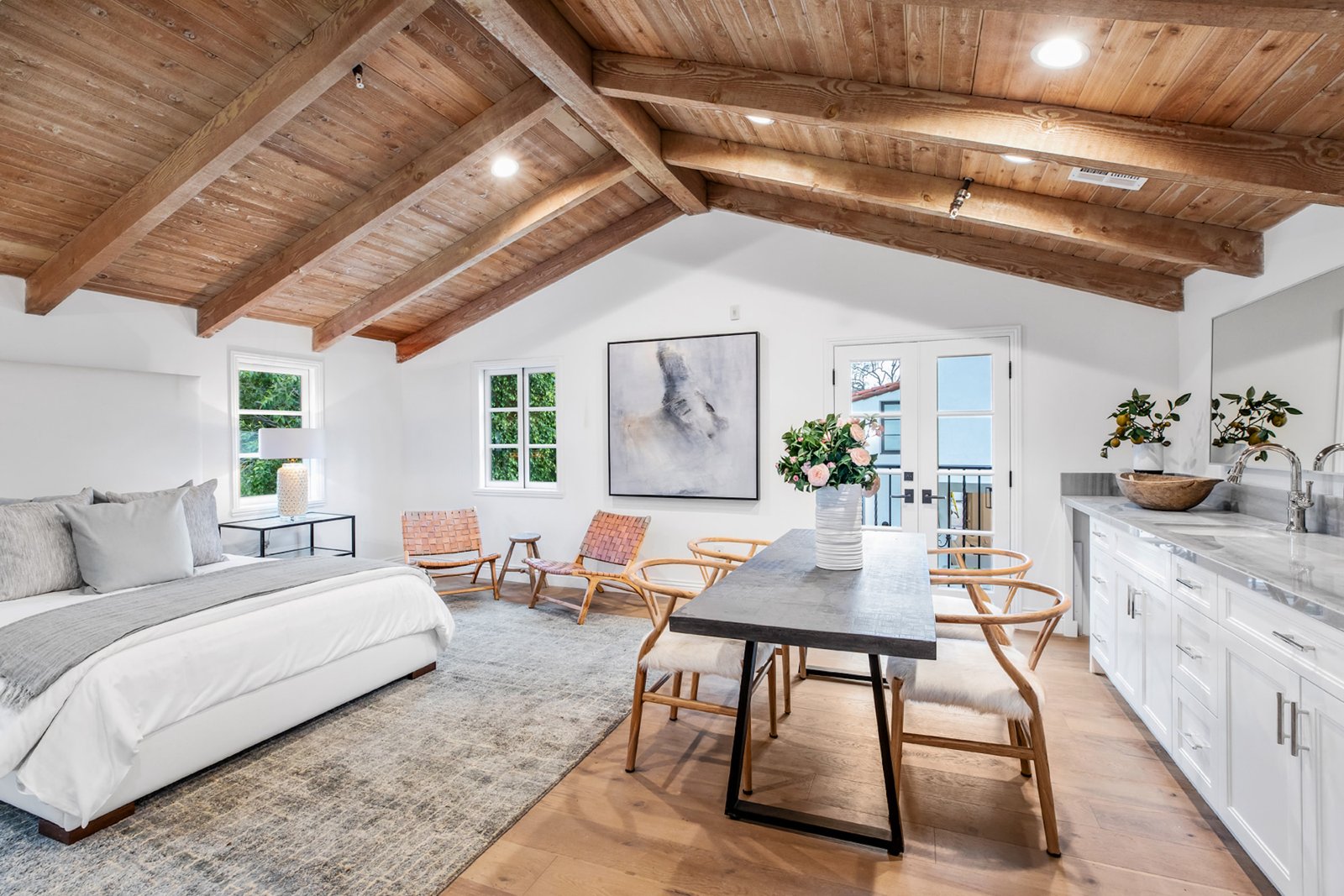 Beverly Hills Walden Dr custom home, on-site photograph 12