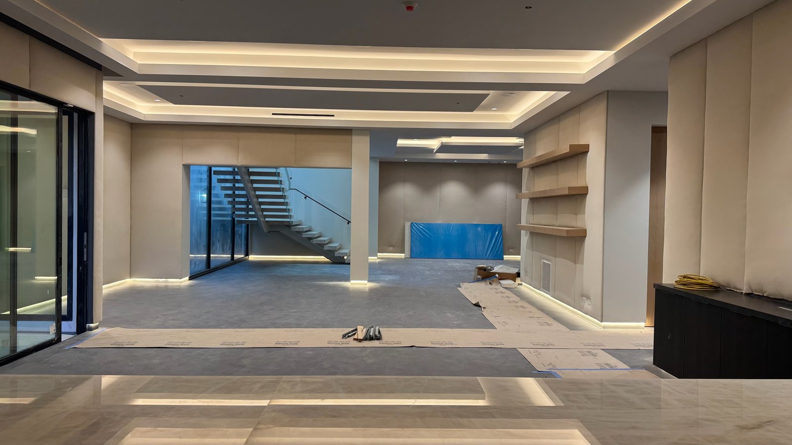 Beverly Hills Camden Dr envelope and interior assembly, HR Development Inc. build